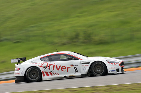Christoffer Nygaard og Stefan Mücke havde en uheldig start på FIA GT1 løbet i Frankrig